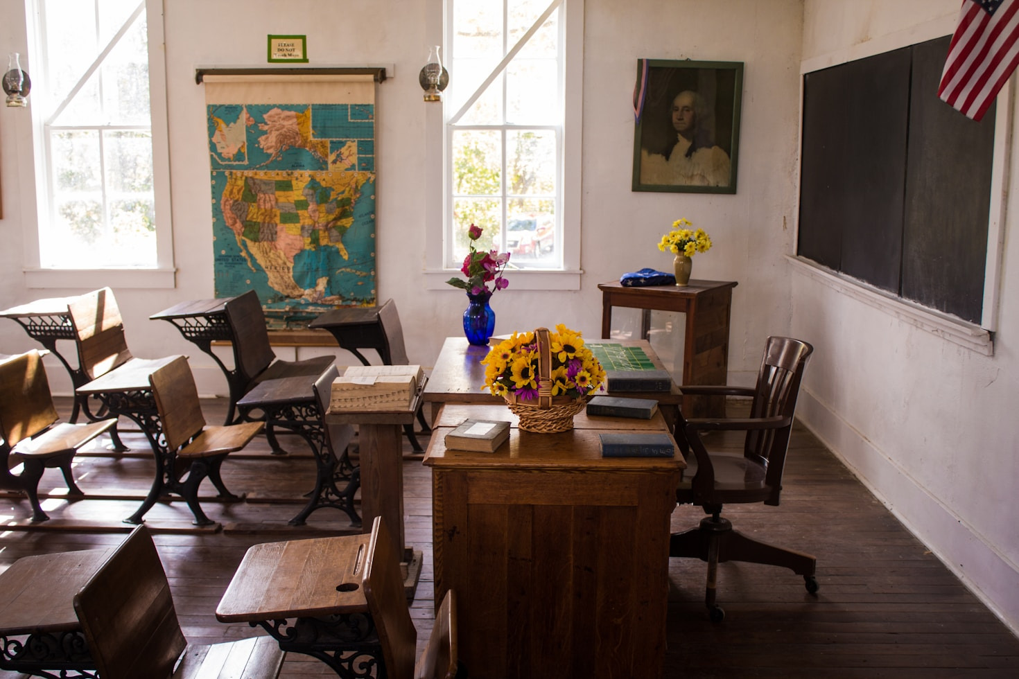 Affordable Solutions for Effective English Teaching